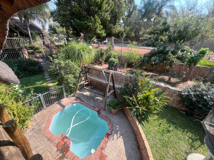 5 Bedroom Property for Sale in Die Rand Northern Cape